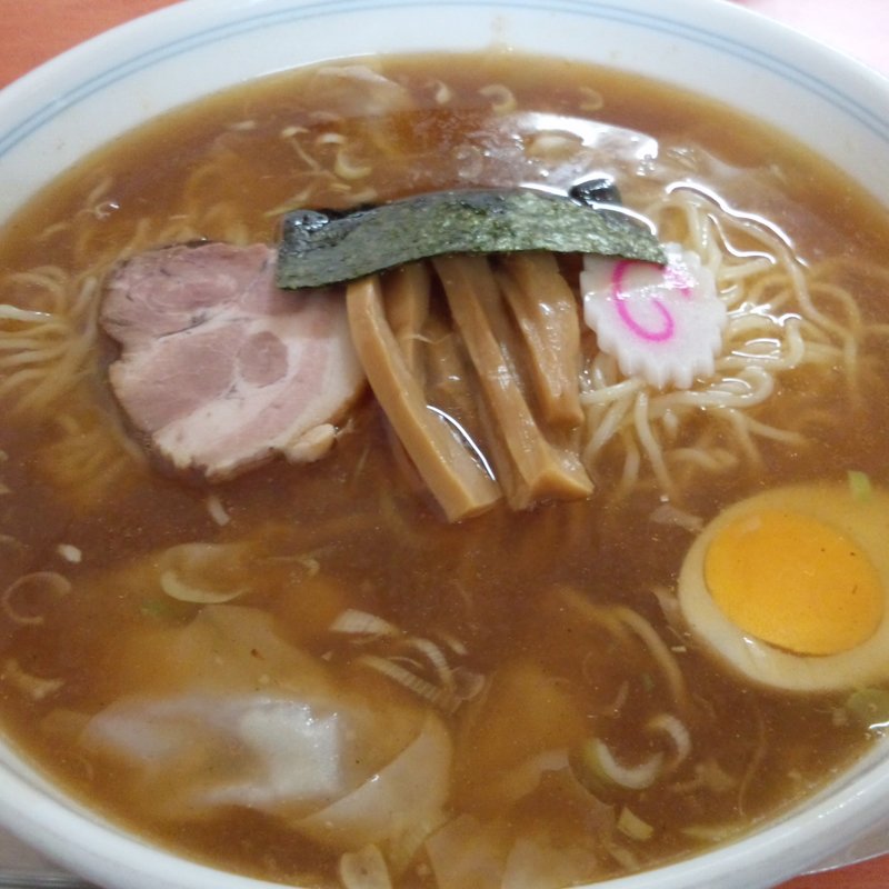 ワンタン麺 （少なめ 225g）(河辺大勝軒 )