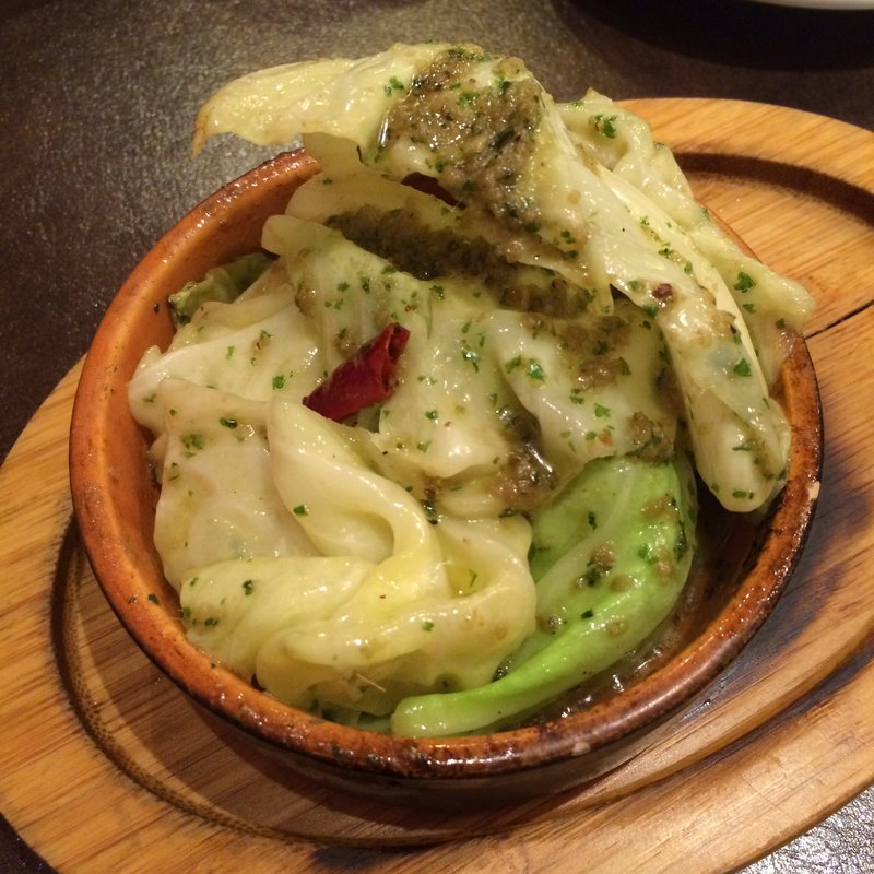 アンチョビキャベツ(梅田ワイン酒場 バルミチェ)
