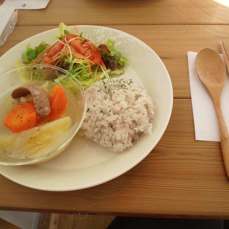 ごはんプレート(コーヒーとおやつとごはん Tuuli)