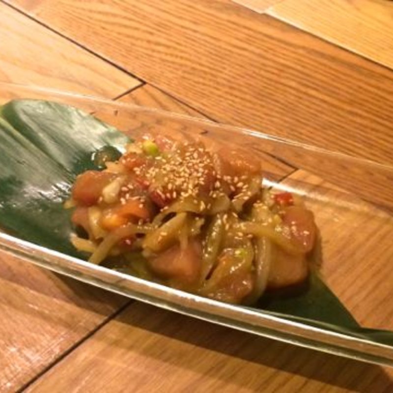 マグロとアボカドのハワイアンマリネ(ジンナンカフェ （JINNAN　CAFE）)