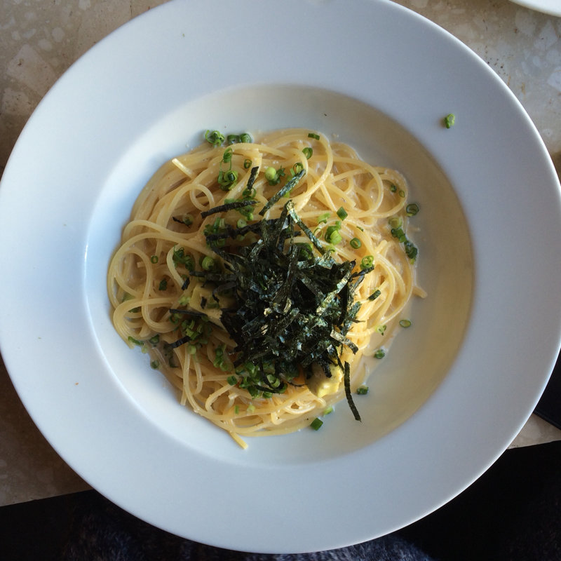 『才谷屋』の辛子明太子とアボカドのスパゲッティ(Yonchome Cafe （ヨンチョウメ カフェ）)