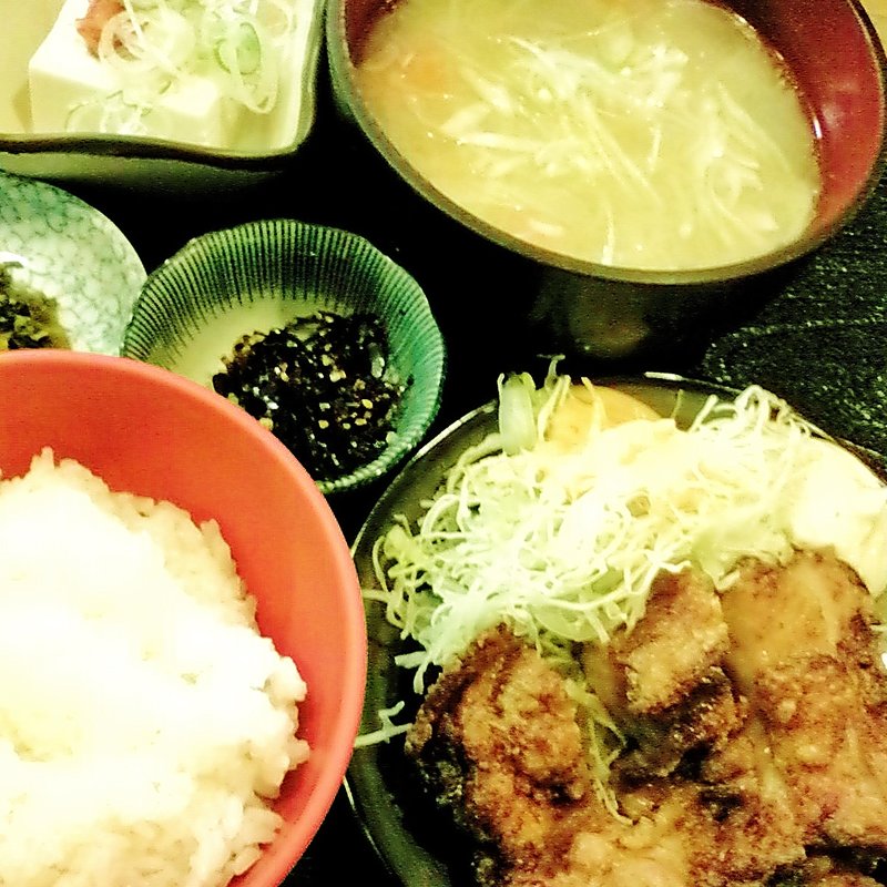 豚汁定食　チキン南蛮付き(大漁)