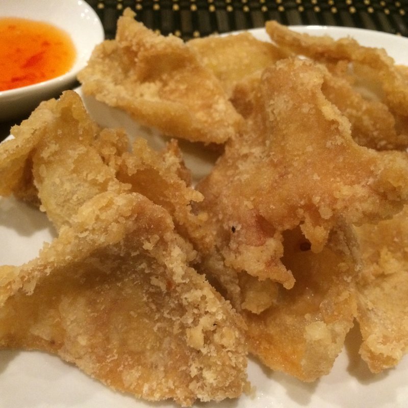 鶏皮の唐揚げ(タイ・アヨタヤ・レストラン （Thai Ayothaya Restaurant）)