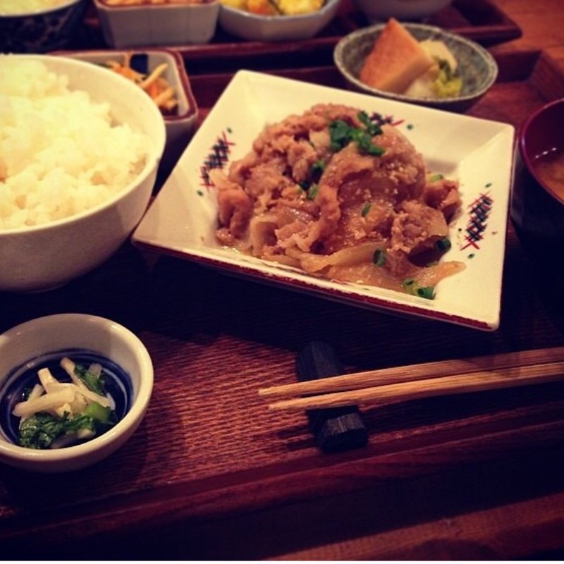 豚生姜焼き定食(八百屋とごはん うらや)