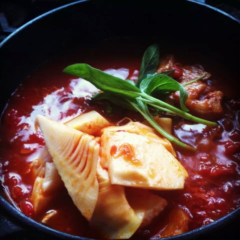 たけのこと豚のオッソブーコ(クッチーナ ベジターレ マルヨシ （【旧店名】SAKAYA CAFE MARUYOSHI）)