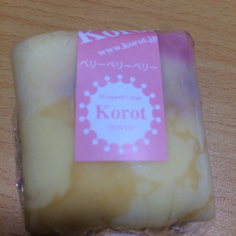 ベリベリクレープ(ラップド クレープ コロット 有楽町メトロ店)