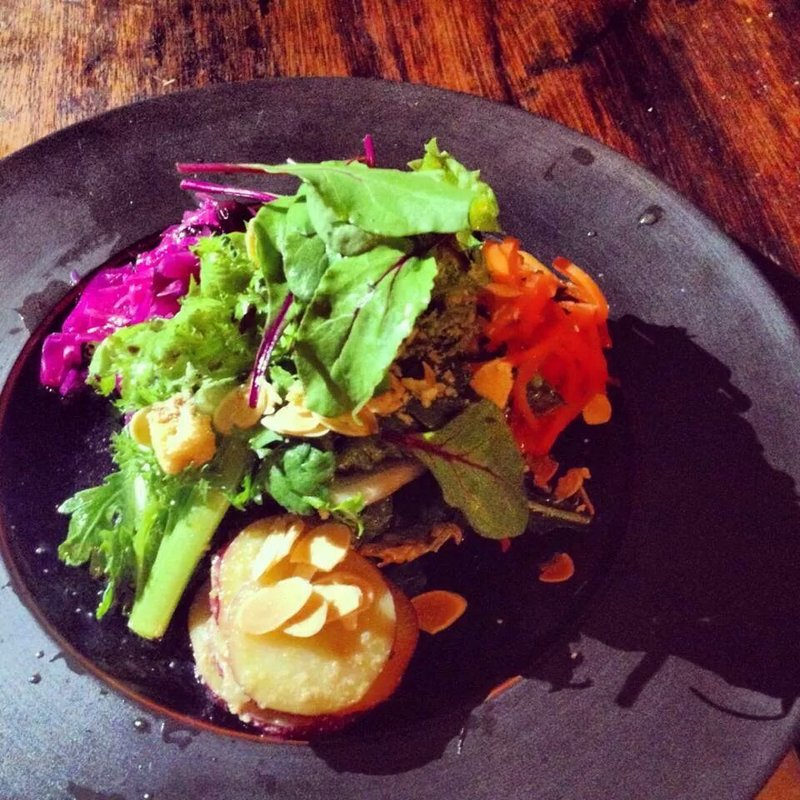 季節の野菜サラダ(クッチーナ ベジターレ マルヨシ （【旧店名】SAKAYA CAFE MARUYOSHI）)