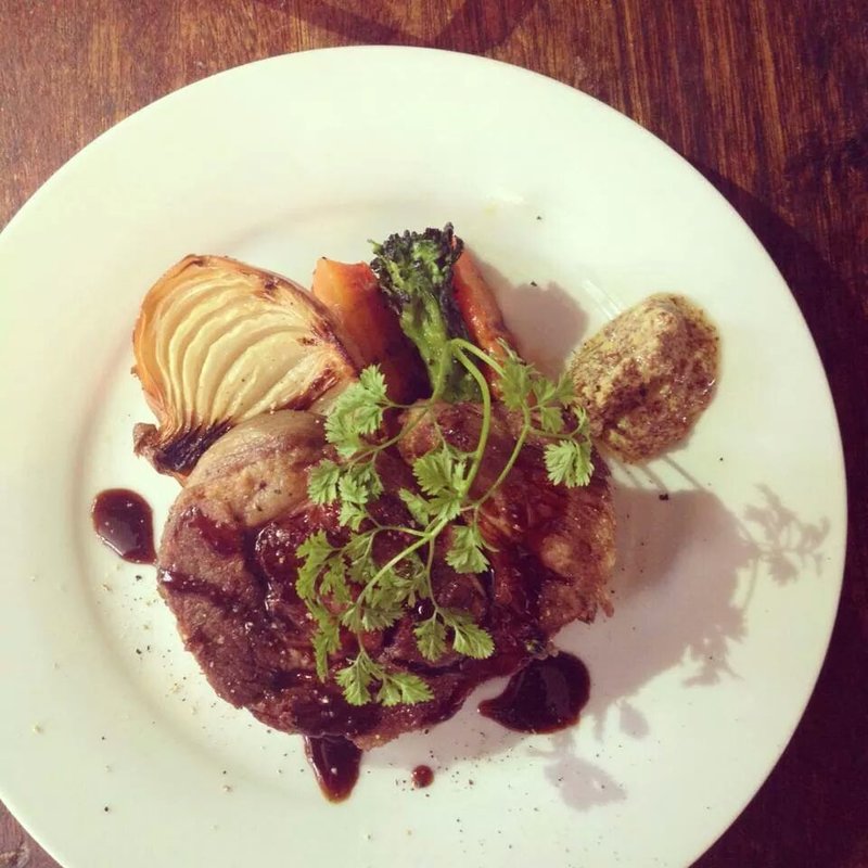 豚のポルケッタ(クッチーナ ベジターレ マルヨシ （【旧店名】SAKAYA CAFE MARUYOSHI）)