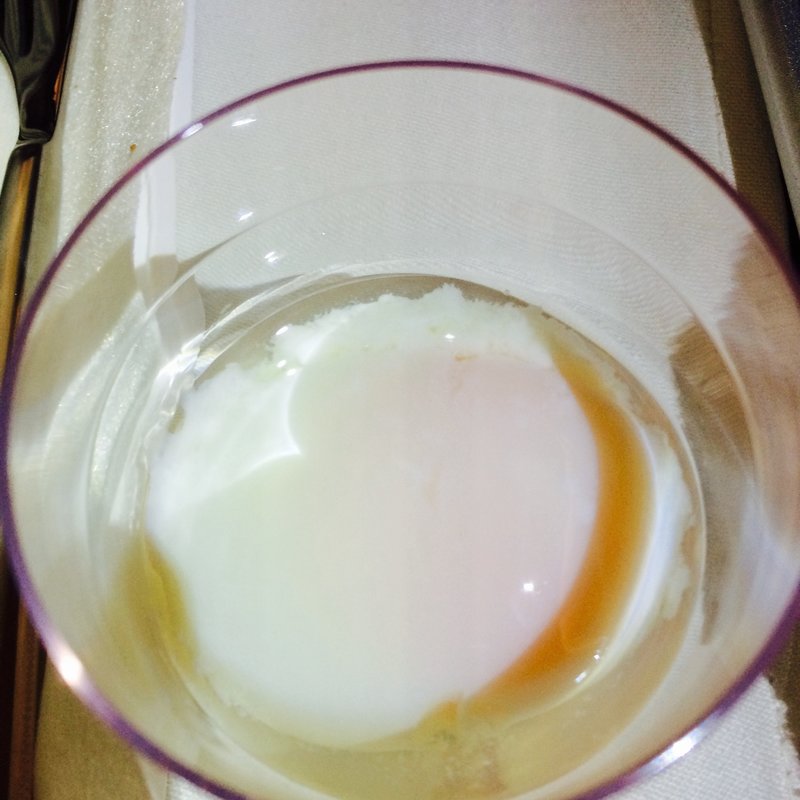 ステーキ用温泉卵(BEDD SKY AUBERGE by JAL)