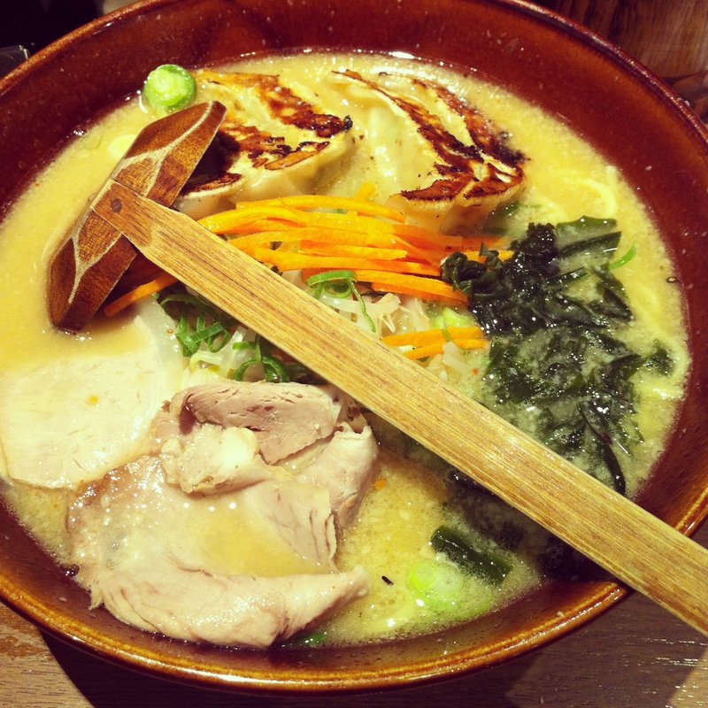 味噌ラーメン(古潭ラーメン ホワイティうめだ店)