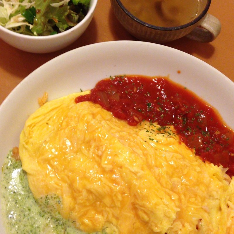 ダブルソースオムライス(ひこうき )