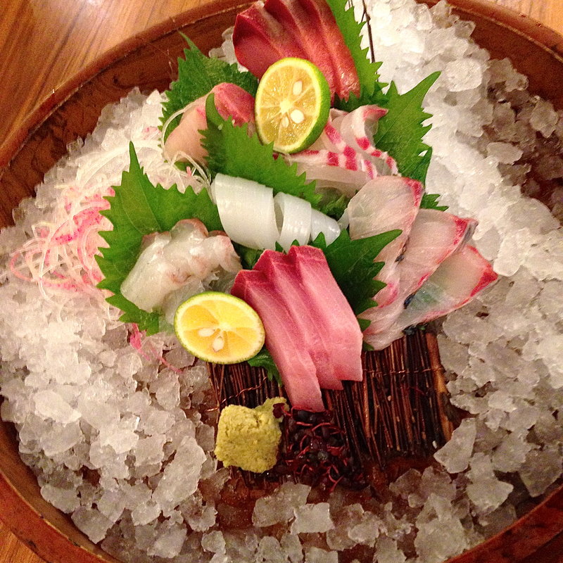 お刺身7点盛り合わせ(神戸海鮮居酒屋 三ノ宮高架下市場)