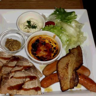 オープン記念の1000円プレート(KINOKUNIYA vino kitchen )