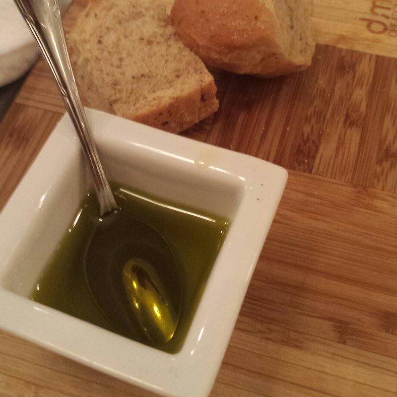 自家製オリーヴパン(Le Beurre Noisette TOKYO)