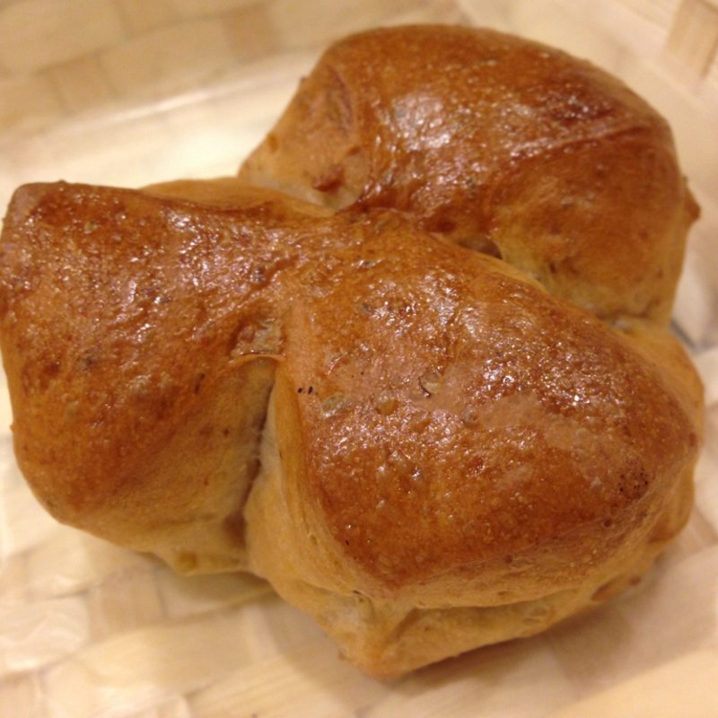 くるみロール(ベーカリー＆カフェ ル・パセリ)