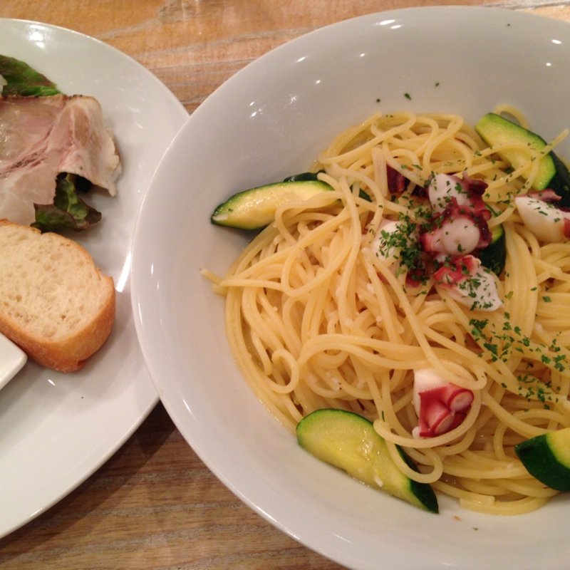 タコとズッキーニのオリーブソース(パッパトリア （Pappa Toria）)