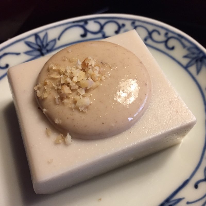 胡桃豆腐(うかい鳥山)