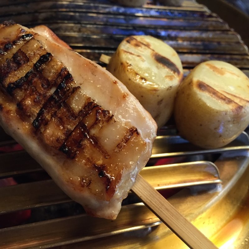 鶏炭火焼(うかい鳥山)