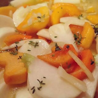 柿とかぶの白バルサミコマリネ(クッチーナ ベジターレ マルヨシ （【旧店名】SAKAYA CAFE MARUYOSHI）)