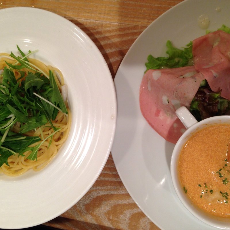 イカと水菜のペペロンチーノ(パッパトリア （Pappa Toria）)