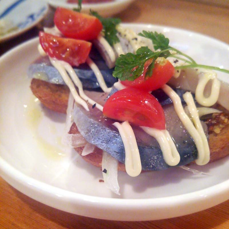 〆サバのブルスケッタ(やきとん かなめ )