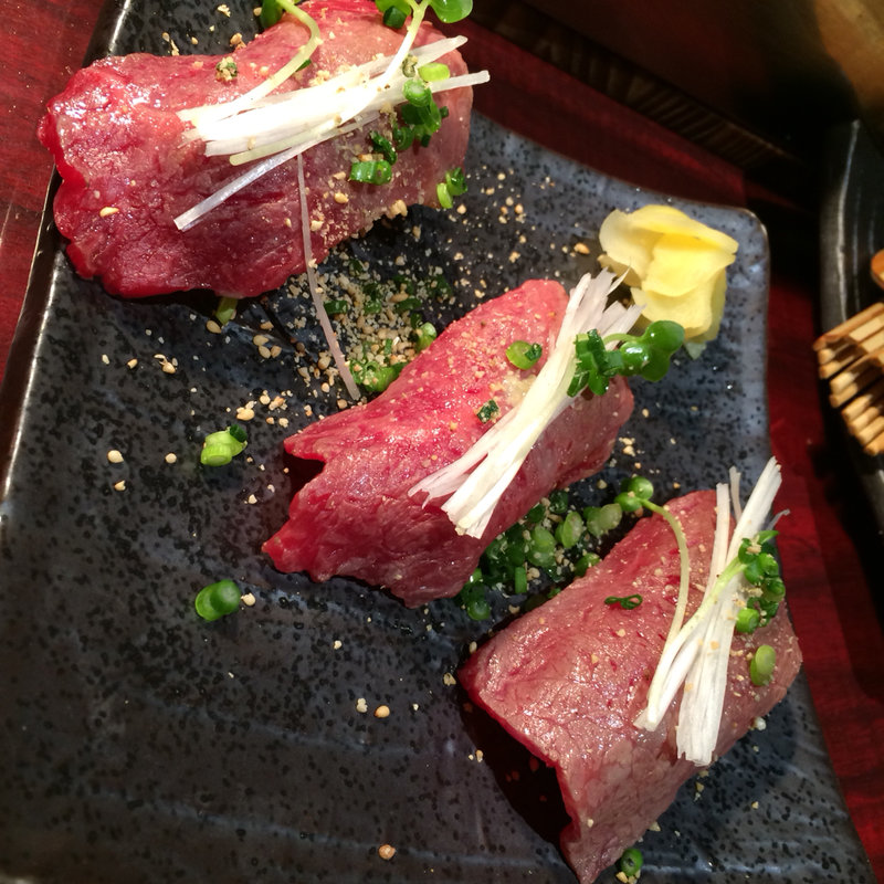 炙り赤身握り(JIN)