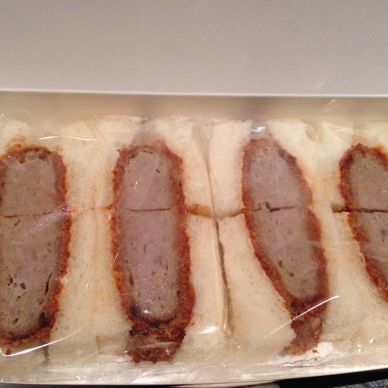 牛メンチかつサンド(たいめいけん )