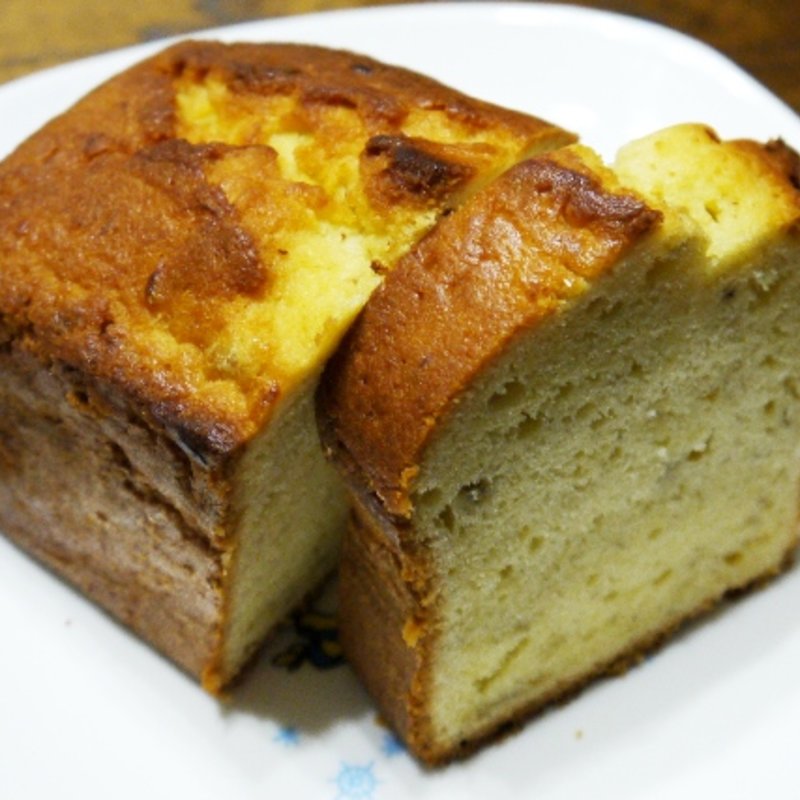 ロイヤルバナナブレッド　ハーフ(デリカ＆ラウンジ コフレ)