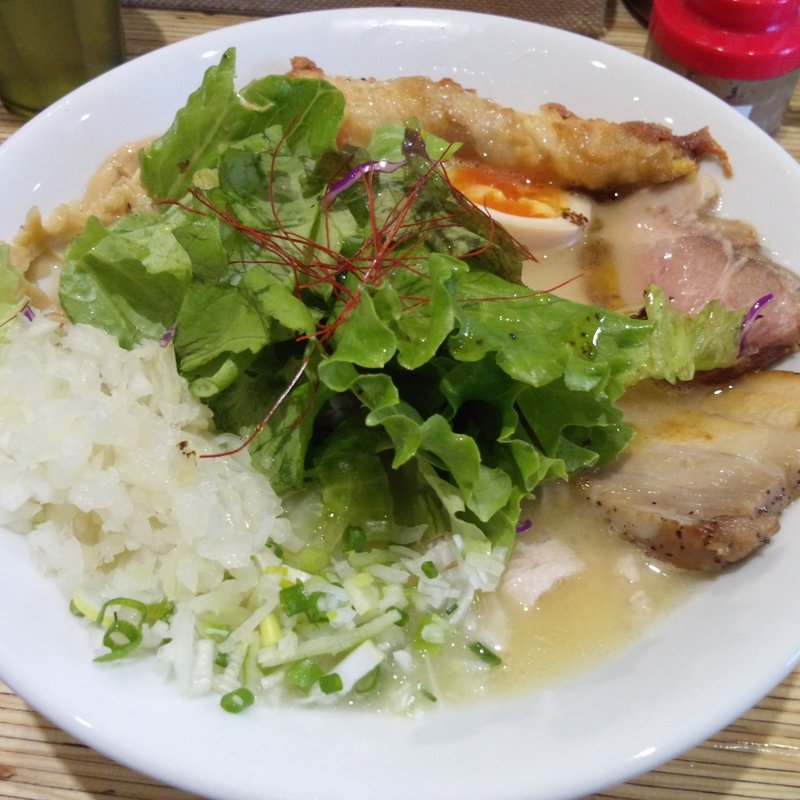 鶏そば塩 特製（こってり・鶏白湯）(NOODLE STOCK 鶴おか)