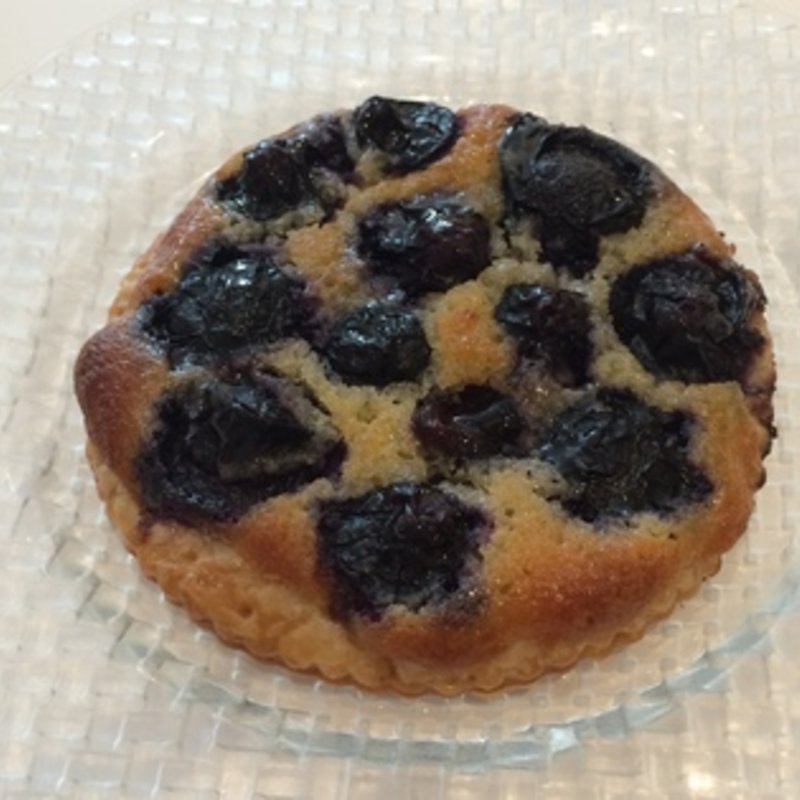 巨峰パイ(HAND BAKES ルミネ新宿２店)