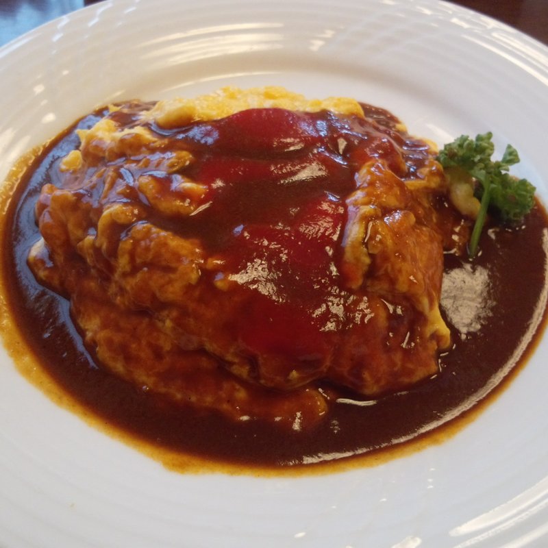 ふんわりオムライス（スープ・サラダ付き） (手づくり洋食  サルデーレ)