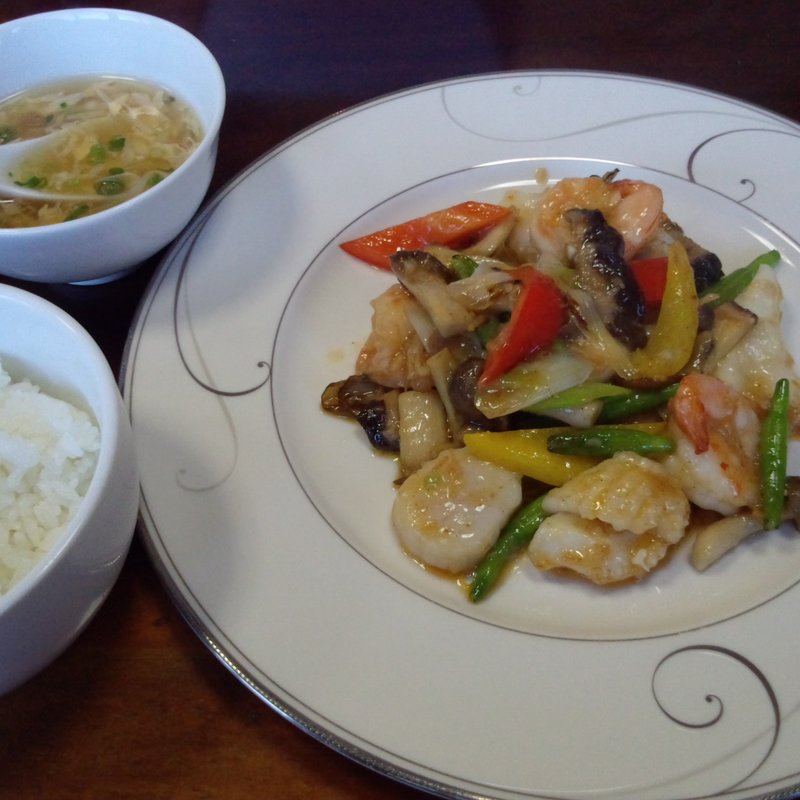 海の幸とキノコの XO醤炒め（ランチセット）(遊琳)