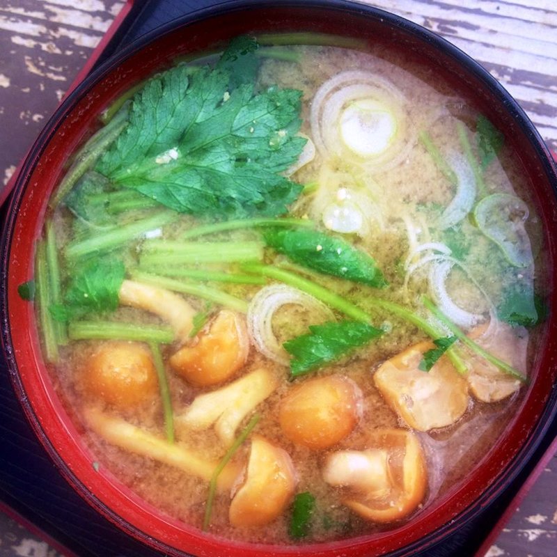 なめこ汁(奥高尾 細田屋 （おくたかお ほそだや）)