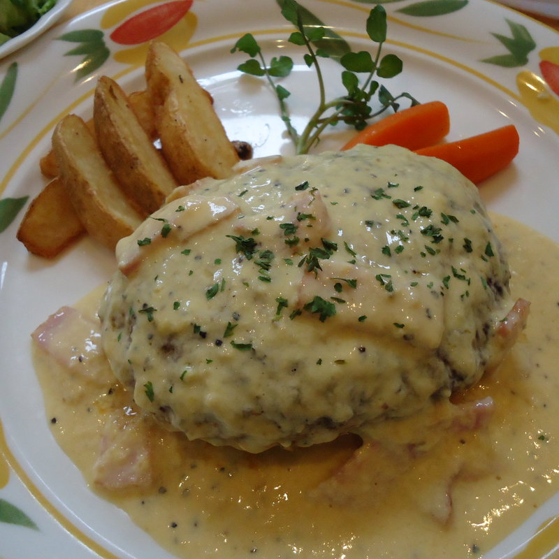 カルボナーラハンバーグ（180g）(とくら （桂本店）)