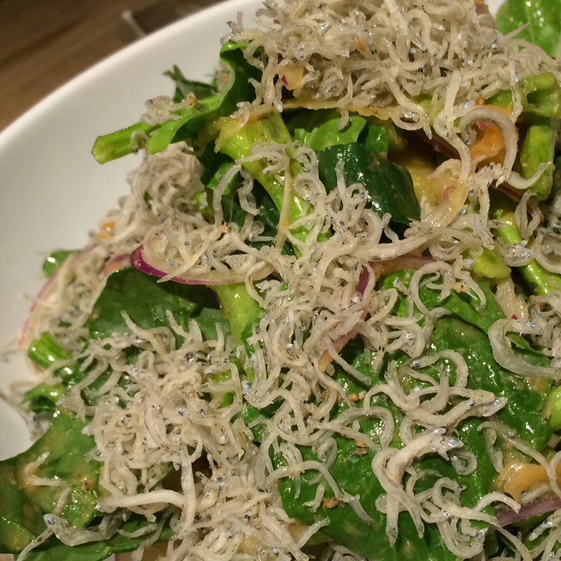 揚げシラスのサラダ(焼きはまぐりる 市ヶ谷 )