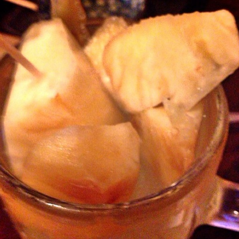 ゴツゴツ生パインサワー(立川やきとん)