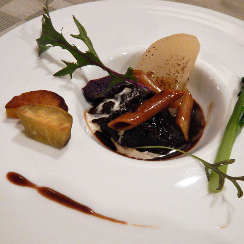 牛ほほ肉の柔らか煮(三浦海岸アレーナ)