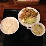 生姜焼き定食(広東酒家らくらく 江戸川橋 （カントンシュ カラクラク）)