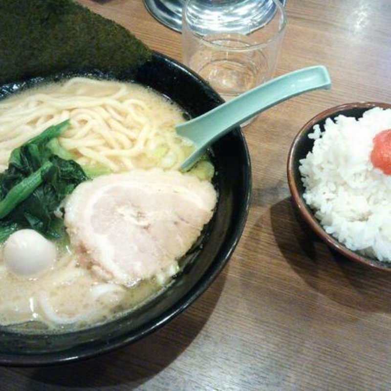 ラーメン　明太子ごはん(田中商店 （たなかしょうてん）)