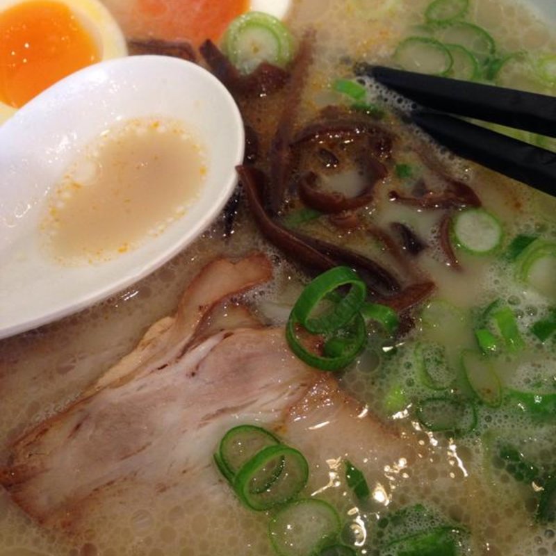基本のらー麺(九段 斑鳩 （くだん いかるが）)