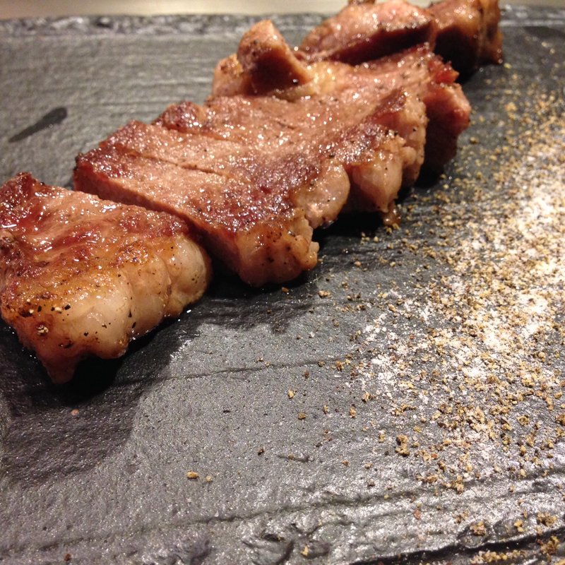 イベリコ豚ロースステーキ(縁 )