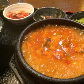 キムチチゲ定食(韓国料理・焼肉  慶州)