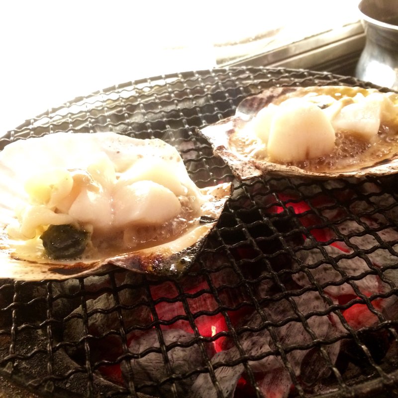 活ホタテ醤油焼(お魚くわえたどら猫)