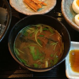 Akadashi Miso Soup(流庵 三軒茶屋)