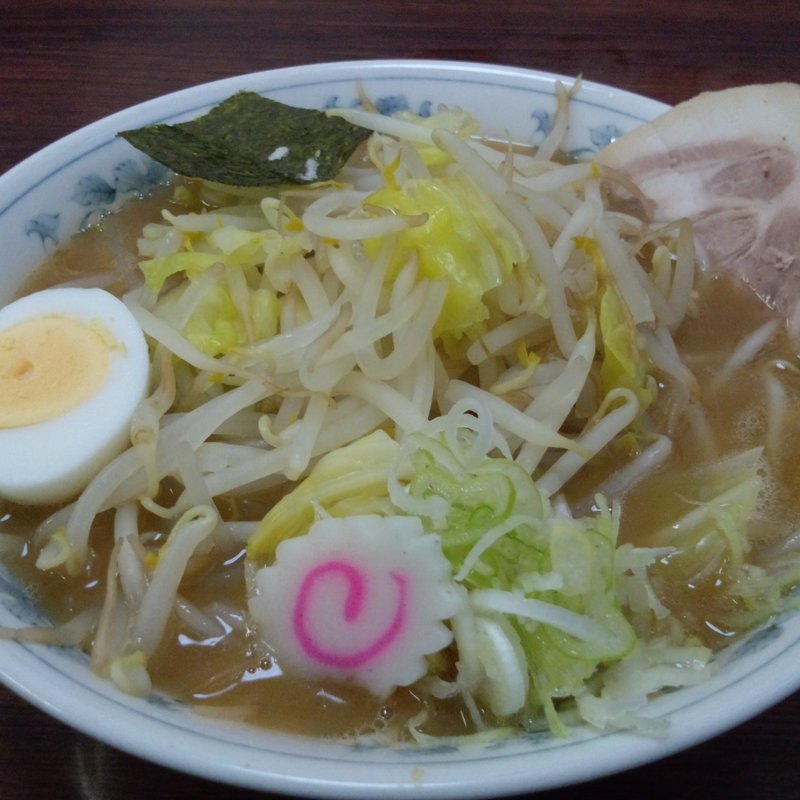 温野菜中華そば（麺少なめ）(東池袋大勝軒 弁天店)