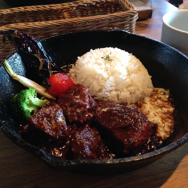 牛ほほ肉のとろとろ煮とおこげライス（ランチコース）(厚木 licks)