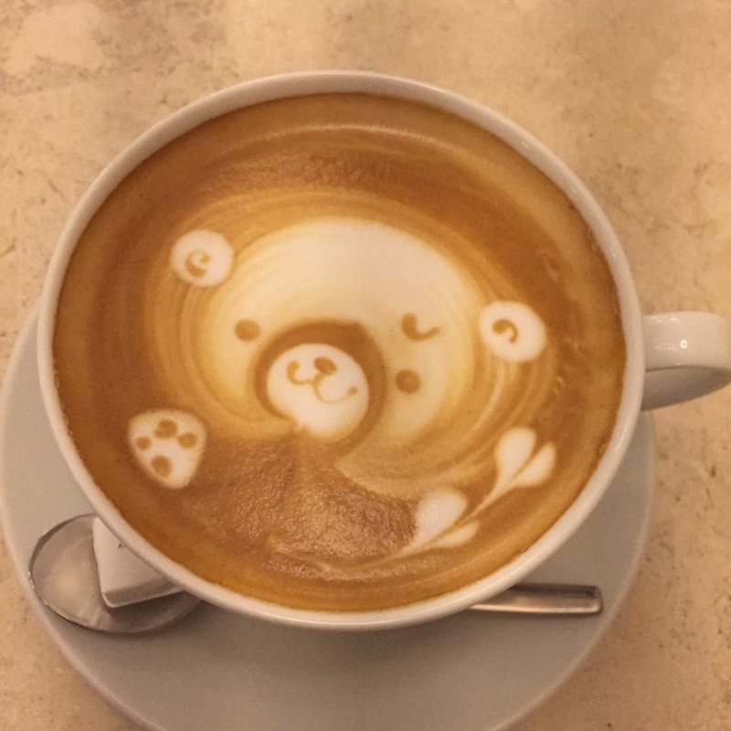 カフェラテ(アニヴェルセル カフェ 表参道)