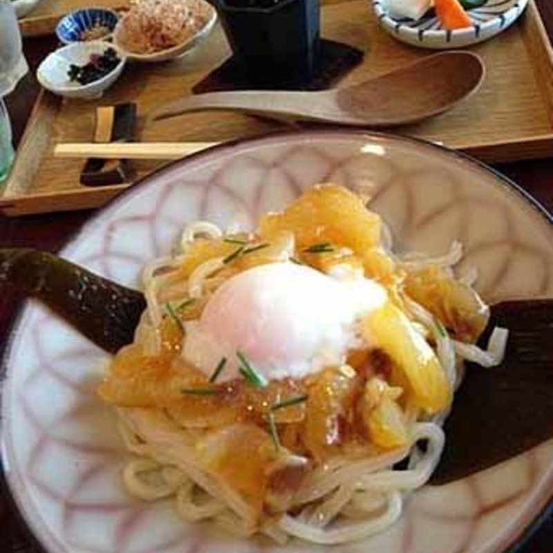 真鯛の昆布締めうどん(カフェ中野屋)