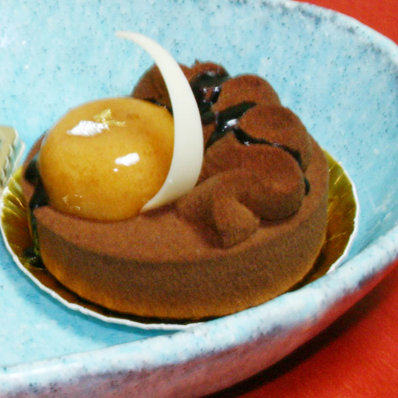 ポンムショコラ(サロン・ドウ・シェフ・タケエ)