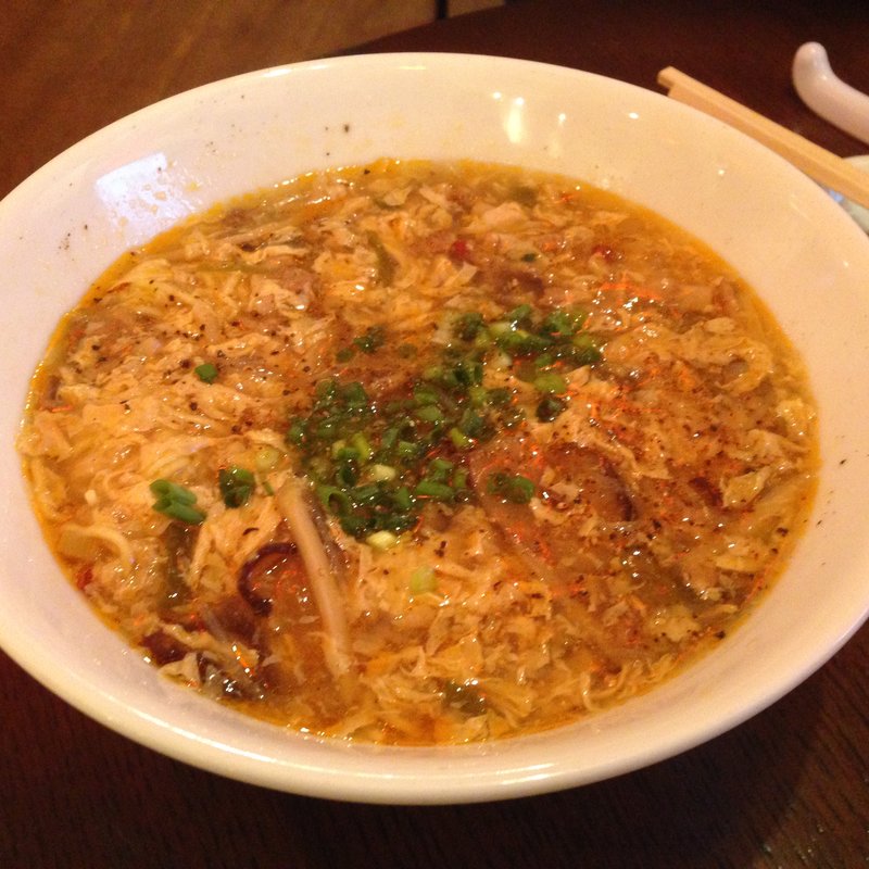 酸辣湯麺(点心屋台 餃包 六本木店 （ギョーパオ）)